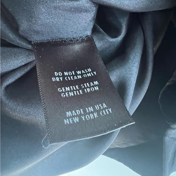 Sally LaPointe sz 4 structured black mini dress w/ embossed snake skin pattern - Picture 8 of 8